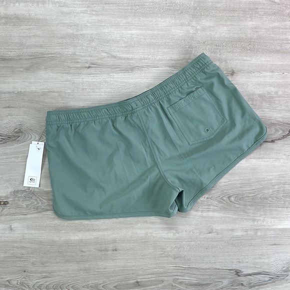 ☀️RIP CURL☀️ SURF GREEN ESSENTIALS BOARD SHORTS - Picture 7 of 10
